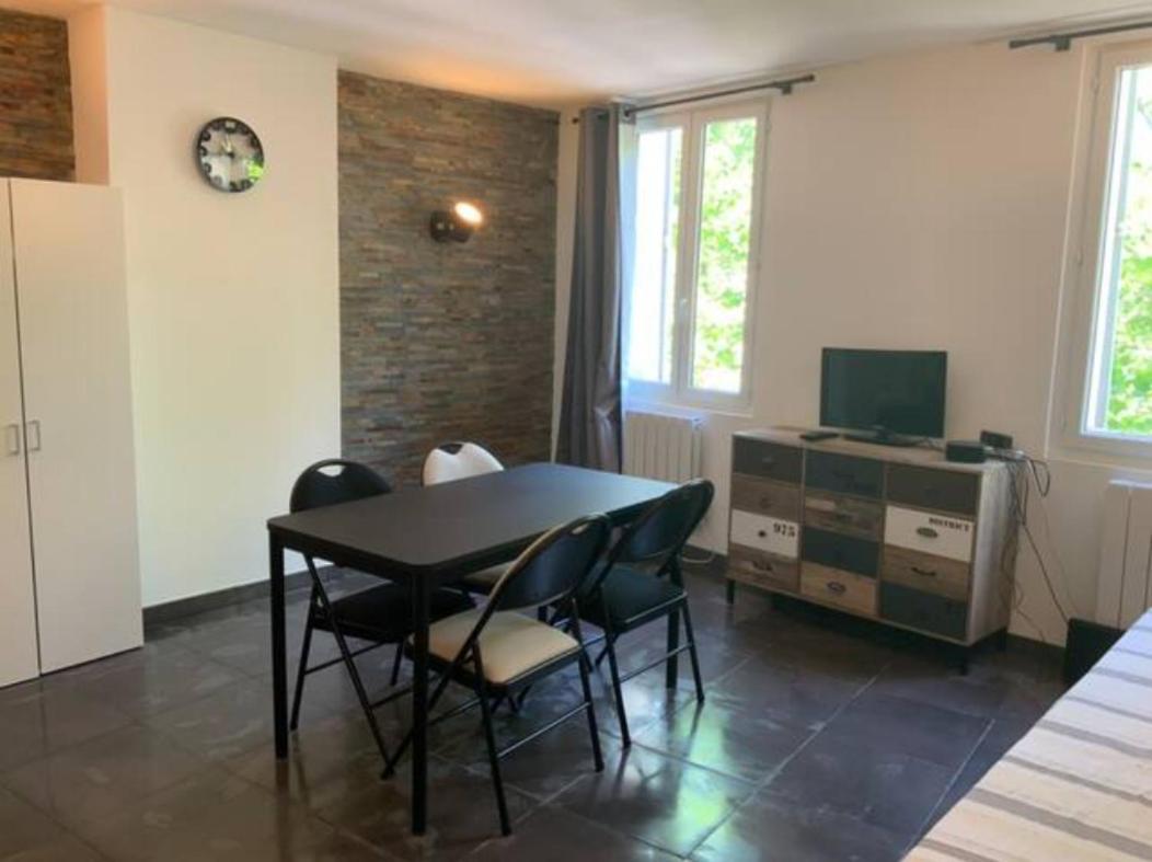 Appartamento Centre Historique De Frejus - Face A La Mairie Esterno foto