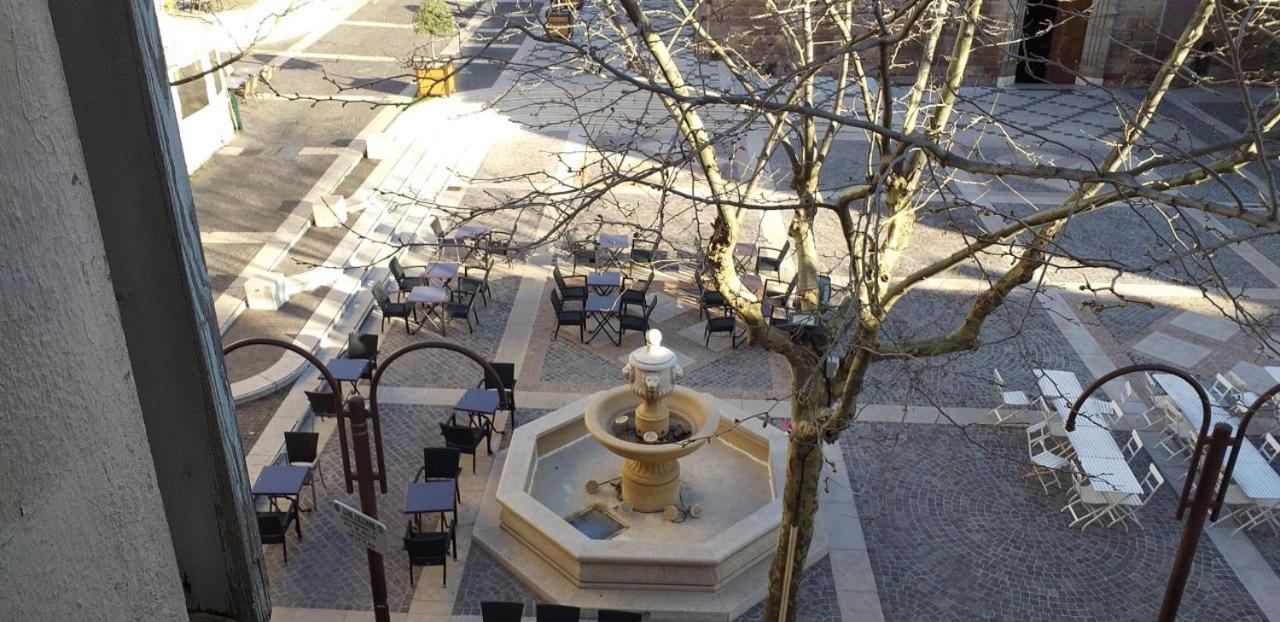 Appartamento Centre Historique De Frejus - Face A La Mairie Esterno foto